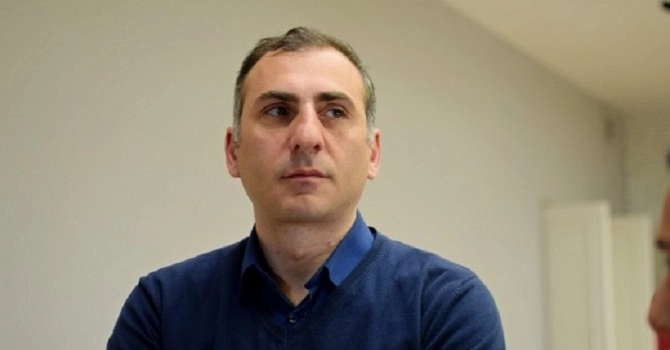 შესაძლოა, ადგილი ჰქონდა გიორგი  ვაშაძის და სხვა ოპოზიციონერი ლიდერების წინააღმდეგ კომპრომატებით შანტაჟს - ელისაშვილი