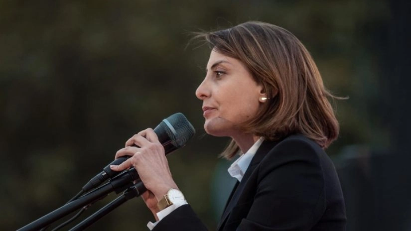 წონასწორობის დაცვა უჭირს, იმდენად სუსტადაა, რომ ვერ დადის კარგად - ხატია დეკანოიძე სააკაშვილზე