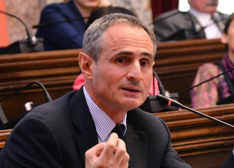 მკერდით უნდა დავიცვათ "რუსთავი 2” - შალვა შავგულიძე