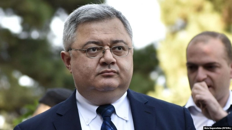  არ მომერიდება ბიძინასი და მოვითხოვ აქციის დამრბევთა დასჯას, არ მომერიდება მიშასი, როდესაც პარლამენტში შეჭრის მცდელობას დავგმობ - უსუფაშვილი