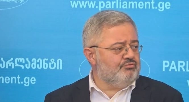 შეიძლება მოსკოვიდან მიეცეს ისეთი ინტერპრეტაცია, რომ საქართველოს პარლამენტმა დაგმო უკრაინაში ომის გაჩაღების მცდელობა, რომელსაც ნატო და დასავლეთი ახორციელებს - უსუფაშვილი "ოცნების" რეზოლუციაზე