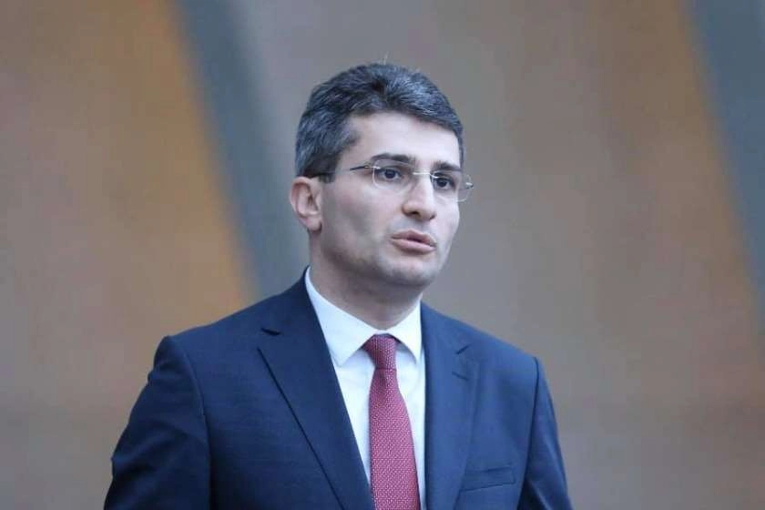 „ნაციონალურ მოძრაობას“ ჩაეშალა დავალება, გავრცელებულიყო ინფორმაცია, თითქოს „ქართული ოცნება“ თვითიზოლაციაში მყოფ პირებს დაატარებს უბნებზე - მდინარაძე