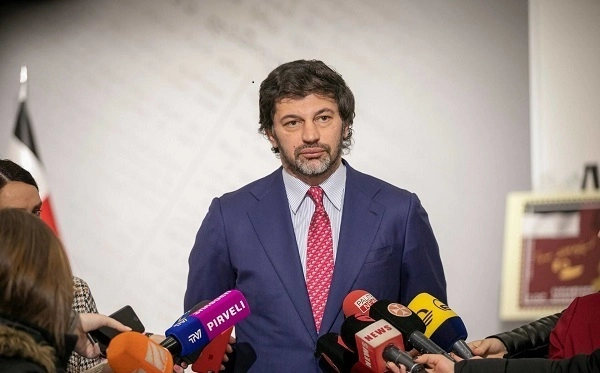 თბილისში ქუჩების დავიწროების პრობლემას ქალაქში არსებული არასტანდარტული გზები იწვევს -კახა კალაძე 