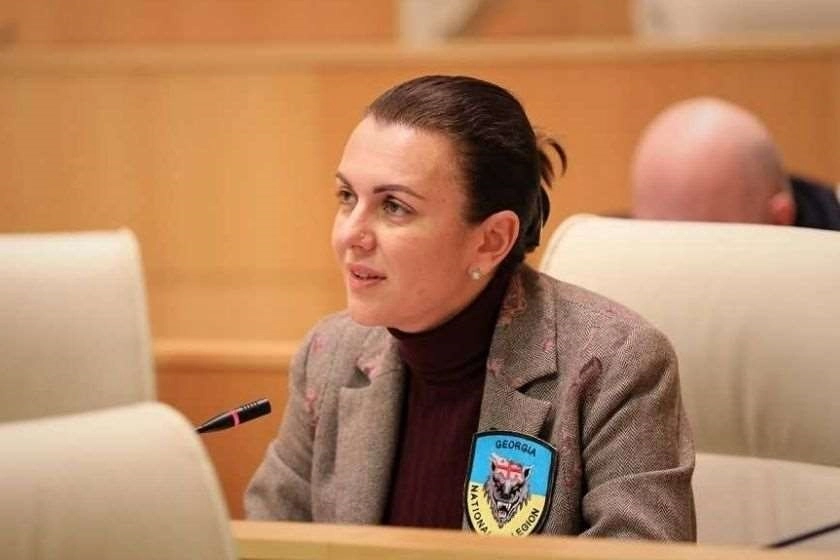  ვტოვებ პარლამენტს და „ნაციონალურ მოძრაობას“ - ნონა მამულაშვილი 