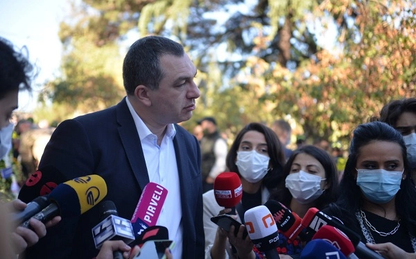 ივანიშვილის რეჟიმის დამარცხების ბოლომდე მისაყვანად, საჭიროა მეორე ტურებში ოპოზიციის კანდიდატების მხარდაჭერა - ბოკერია 