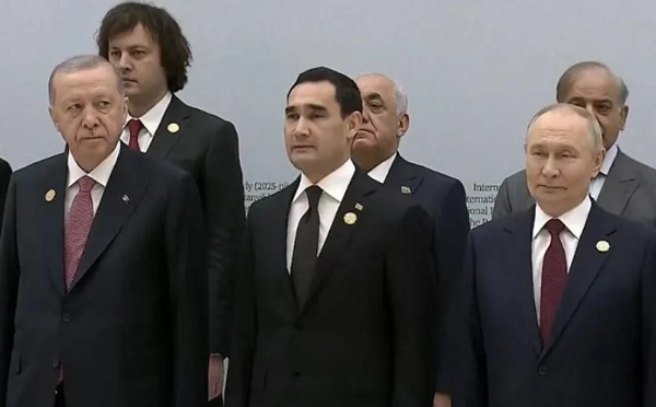 თურქმენეთში მშვიდობისა და ნდობის საერთაშორისო წლისადმი მიძღვნილი ფორუმი იმართება, რომელსაც ირაკლი კობახიძეც ესწრება