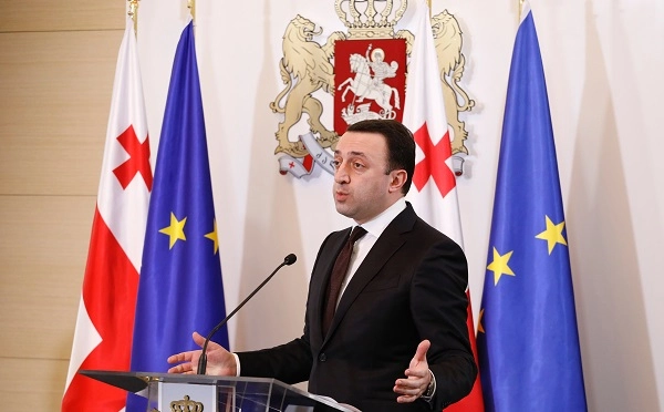 ერთადერთი თხოვნა გვაქვს, გთხოვთ აიცერით - ირაკლი ღარიბაშვილი 