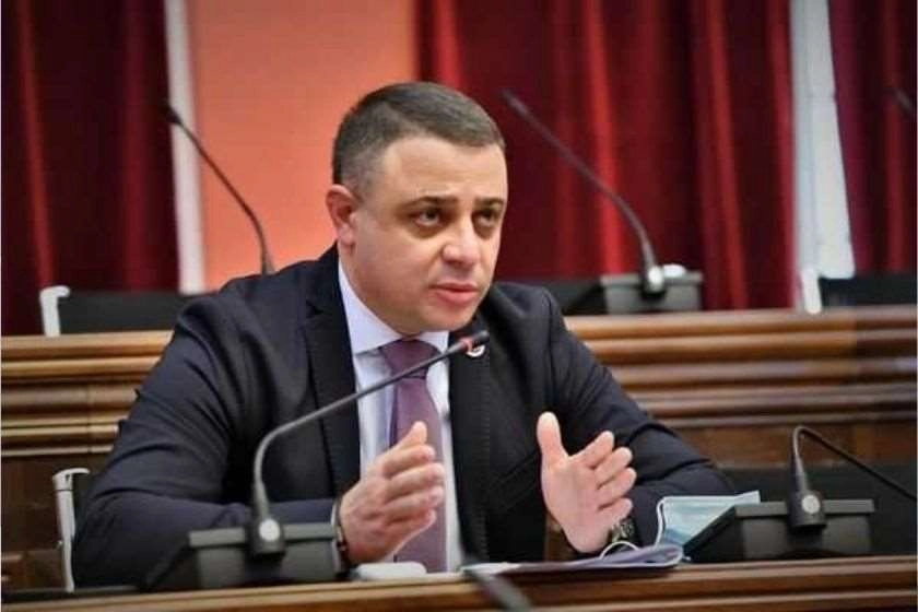 თუ მელიას მიზანია, მიეცეს თვითგვემას, ციხეში მემუარები წეროს და განათლება გაიღრმავოს, მისი არჩევანია, რა ვქნათ ახლა - ალუდა ღუდუშაური
