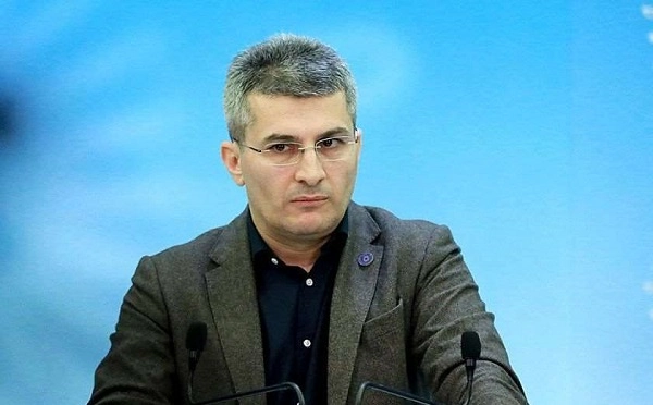 სხვას რაშიც 200 დოლარი ერიცხება, ელენე ხოშტარიას ოჯახს ერიცხება 70 000 დოლარამდე, საზოგადოებას მივანდოთ განსჯა, რამდენად დამაჯერებელია, რომ ეს ჰონორარია - მამუკა მდინარაძე