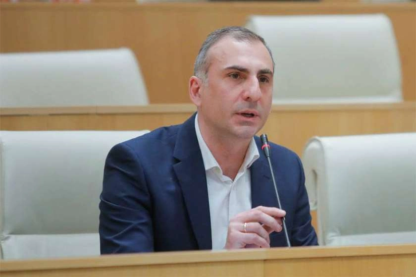 ვერაფრით დავიჯერებ ამ კაცის მოძალადეობას - ალეკო ელისაშვილი ნიკოლოზ ბასილაშვილზე