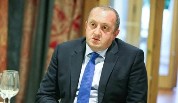 უშიშროების საბჭოს გარეშე ქვეყნის დატოვება არც ერთი დღით არ შეიძლება - პრეზიდენტი