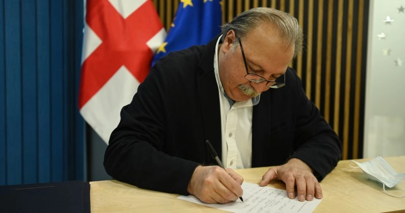 რა შერიგება, რის შერიგება? – მარტივია, ჩვენ ცხოვრება უნდა დავიწყოთ კონსტიტუციისა და კანონმდებლობის შესაბამისად, წერტილი - გრიგოლ ვაშაძე