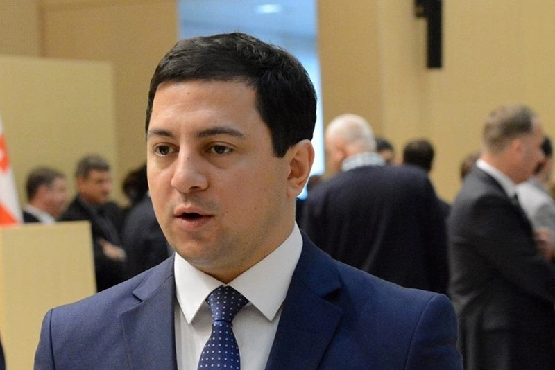 თქვენს წარსულთან დაკავშირებით კომპლექსი გვაწუხებს და გინდათ ეს გადაფაროთ აგრესიული და ცინიკური კითხვებით - თალაკვაძე ოპოზიციას