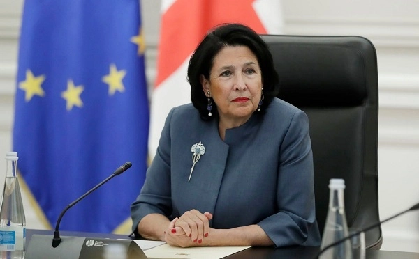 შემზარავი ამბავია კიევისა და სხვა ქალაქების დაბომბვა, მსოფლიომ დაინახა უკრაინელი ერის სიმტკიცე, მთელი საქართველო უკრაინის გვერდით დგას - სალომე ზურაბიშვილი