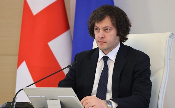 საქართველოში უცხოელების შრომითი საქმიანობა 1-ლი მარტიდან კანონით იზღუდება, კონსტიტუციაში შევიტანეთ შესწორება, რომლითაც უცხოელებზე სასოფლო-სამეურნეო დანიშნულების მიწის გასხვისება აიკრძალა - კობახიძე