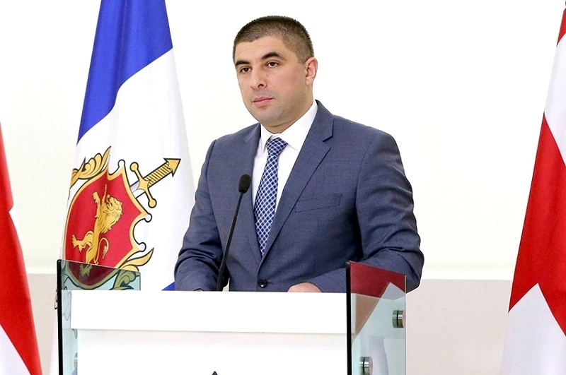 შსს-მ ორგანიზებული დანაშაულებრივი ჯგუფის 6 წევრი დააკავა, რომლებიც „მეტრომანის“ ბარათების მეშვეობით თანხებს უკანონოდ ითვისებდნენ