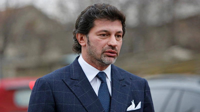 ვიმყოფები სამედიცინო კვლევებზე თბილისის ერთ-ერთ კლინიკაში. ვმუშაობ დისტანციურ რეჟიმში - კახა კალაძე