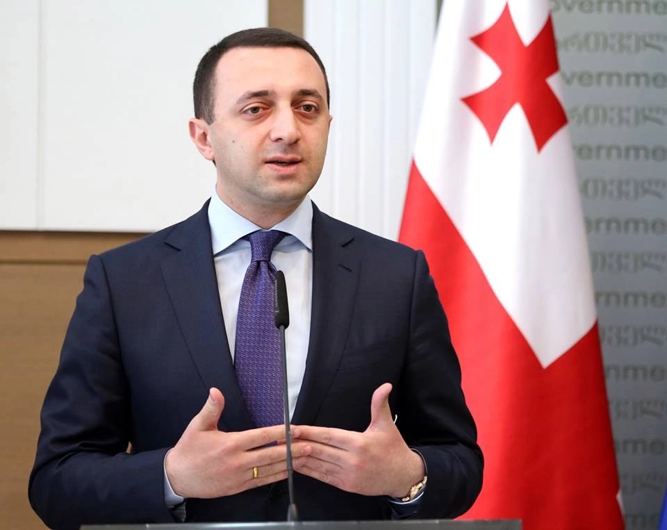 პრემიერი საზოგადოებრივი აზრის კვლევის ჩატარების ინიციატივით გამოდის