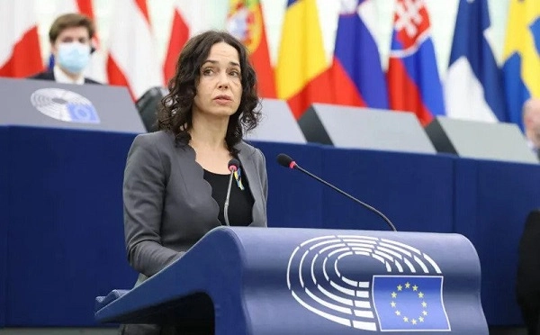ასე გამოიყურება ავტორიტარიზმი - მირიამ ლექსმანი მონაცემთა ბაზაზე