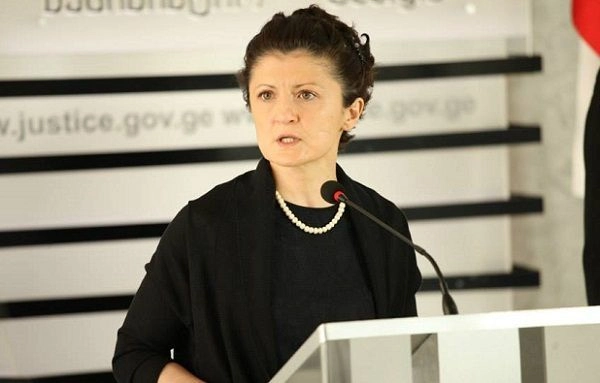 გირგვლიანის მეგობარი იყავით და შეხედეთ, ახლა ვისთან ერთად ხართ პარტიაში - წულუკიანი ხოშტარიას