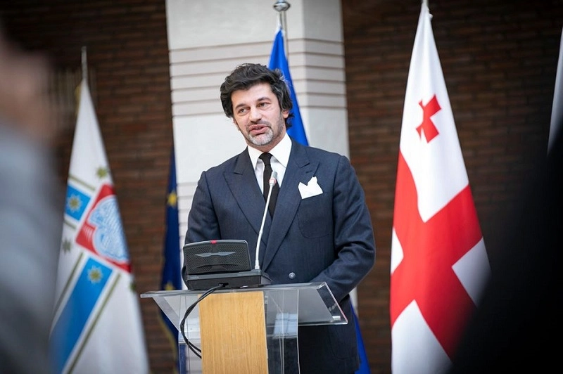 პარლამენტის მიერ დამტკიცებულ მოსამართლეებს შორის რამდენიმე ოდიოზური ფიგურაა - კალაძე