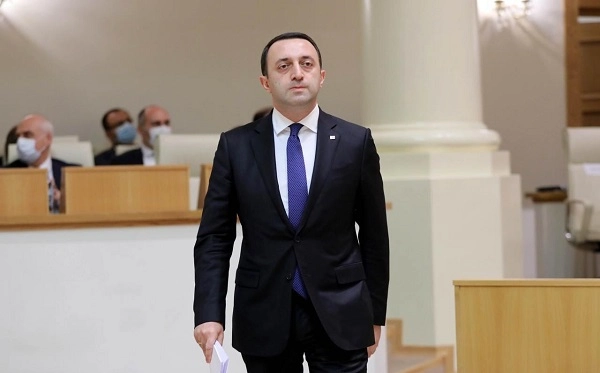 მოსახლეობას უნდა შევუქმნათ სამუშაო ადგილები და შევამციროთ სიღარიბე - ეს უნდა იყოს ჩვენი მთავარი საზრუნავი ამ წელს - პრემიერი 
