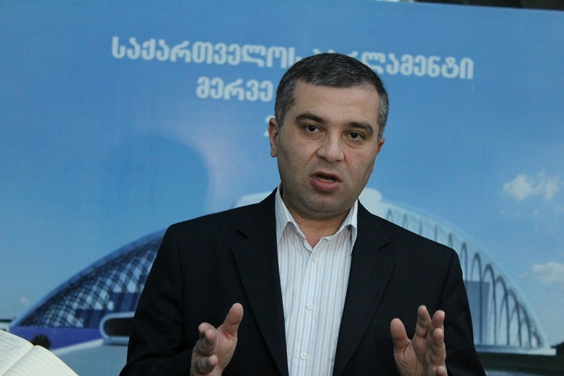 ხელისუფლების დღევანდელმა ქმედებებმა კიდევ უფრო მეტად გამოაჩინა უსამართლო სისტემის დანგრევის აუცილებლობა - ბაქრაძე