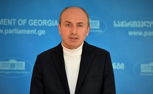 სალომე ზურაბიშვილს ამზადებენ, რომ ოპოზიციას შეუერთდეს - მაჭარაშვილი 